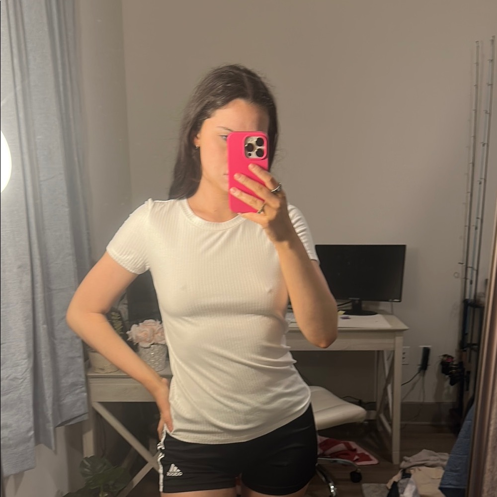 TRULY Cream Fitted Short Sleeve T-Shirt